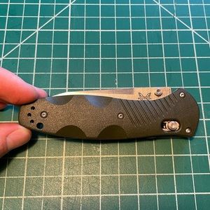 Custom Benchmade Barrage